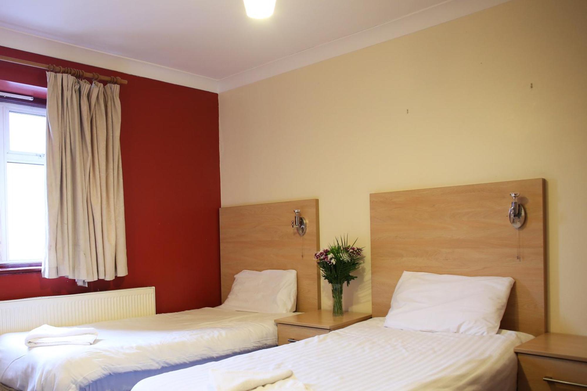 City Inn Express Hotel Лондон Экстерьер фото